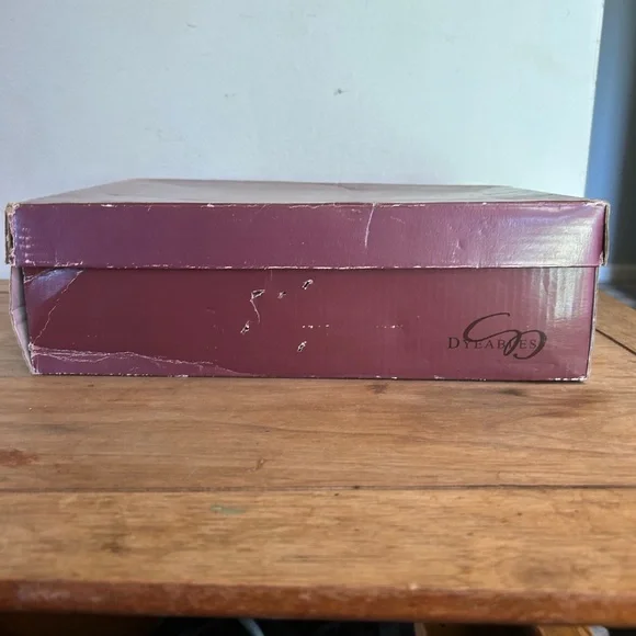 Dyeables Gold Platform Heels - Picture 6 of 7